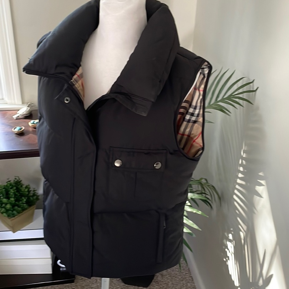 BEAUTIFUL Burberry Down Vest